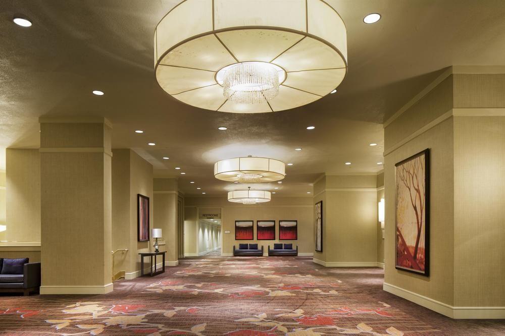 Sheraton Oklahoma City Downtown Hotel Exterior foto