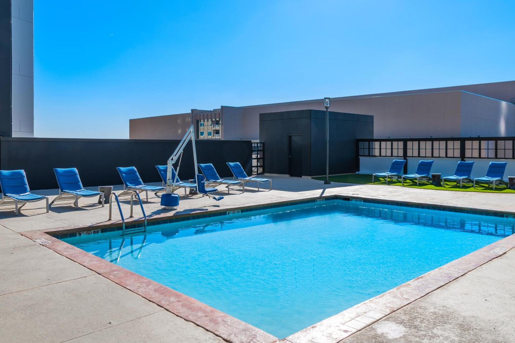 Sheraton Oklahoma City Downtown Hotel Exterior foto